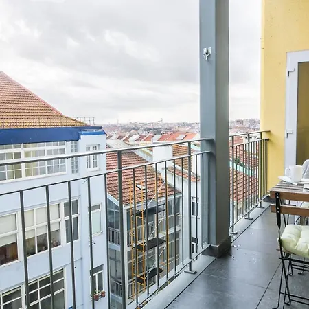 Plum Guide - Receita Apartment Lisbon